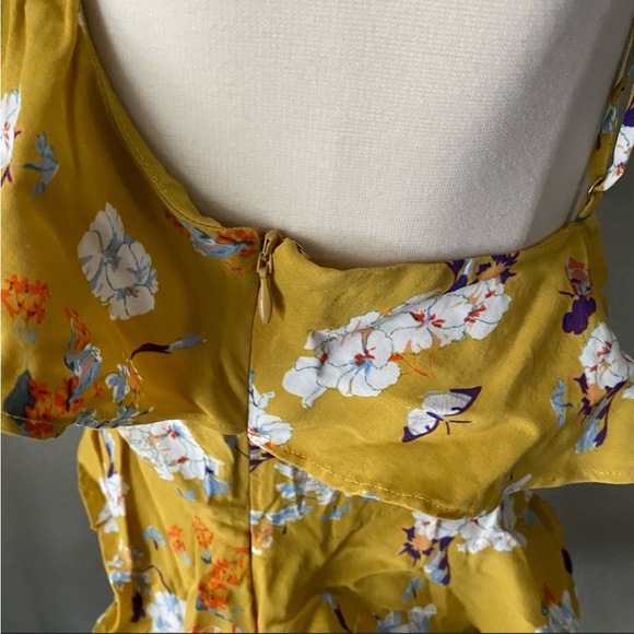 REVOLVE Song of Style Sloan Mini Yellow Floral Tiered Dress Size Small NEW - Picture 6 of 11